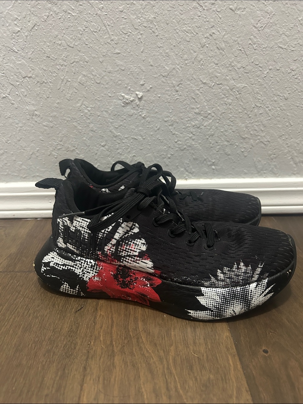 NOBULL Black Red and White Floral Athletic Shoes